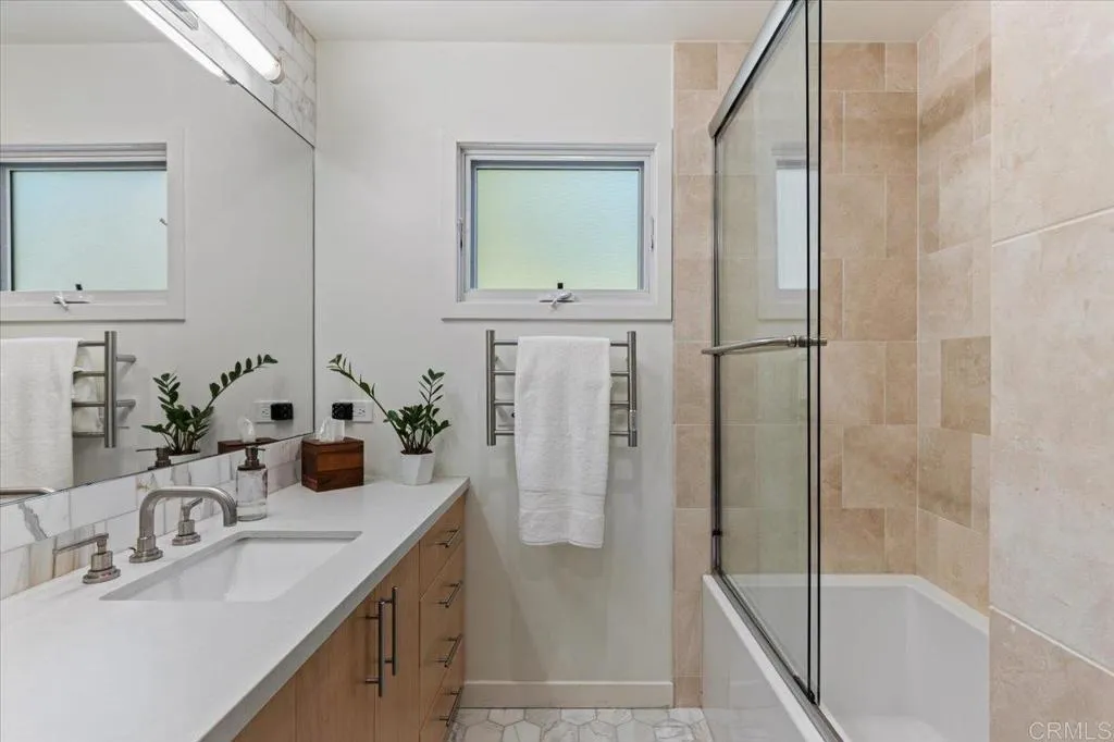 https://cdn.realtyfeed.com/cdn/127/306620590/7780bd2a81c429b3bb48f44ef2b27315.webp
