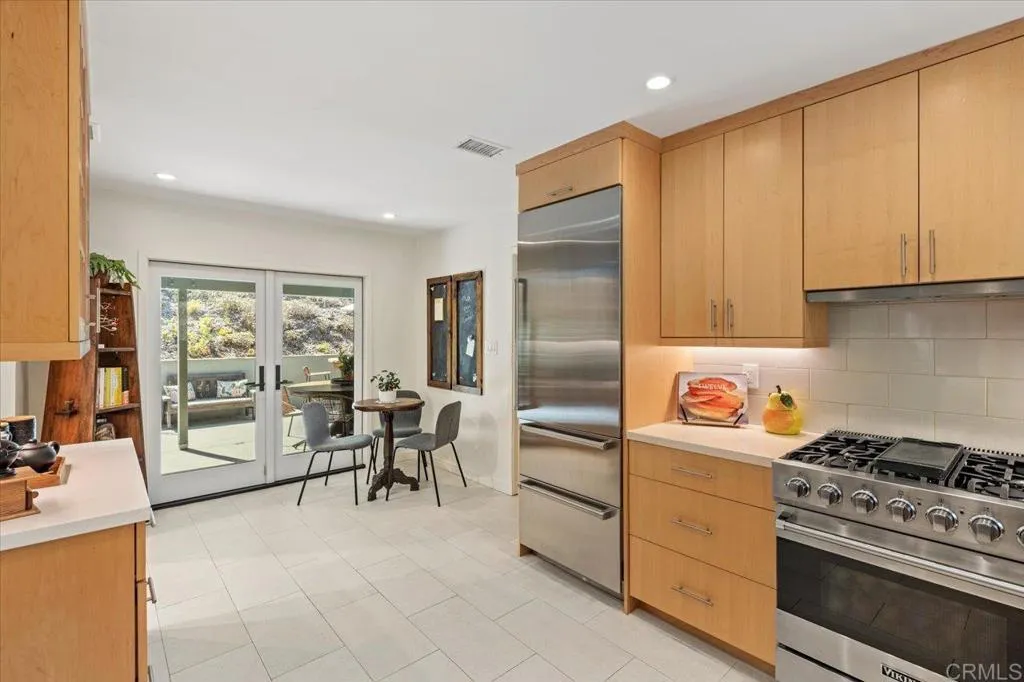 https://cdn.realtyfeed.com/cdn/127/306620590/be1f98fd290a43f9c876016b9c646469.webp