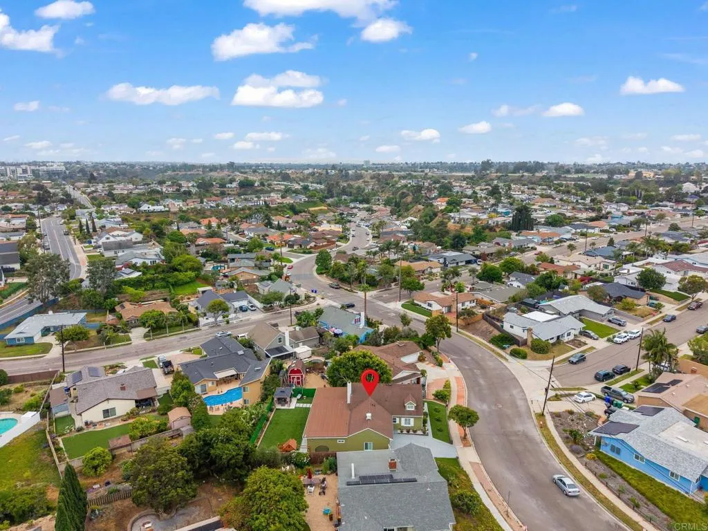 https://cdn.realtyfeed.com/cdn/127/306620634/73b68eddaa402b6b52313466c582c73e.webp