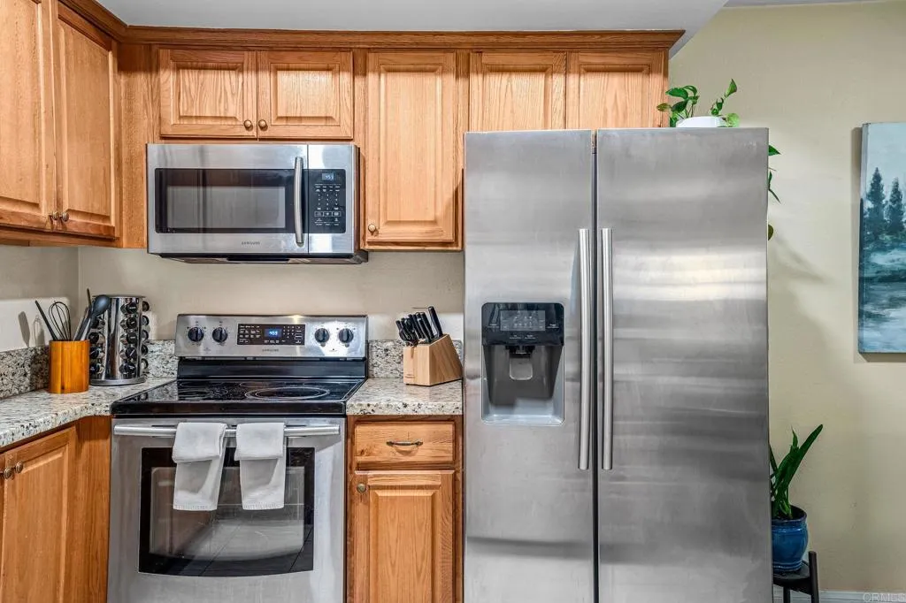 https://cdn.realtyfeed.com/cdn/127/306620641/c5e89d34159916f386e8c073f3f74100.webp