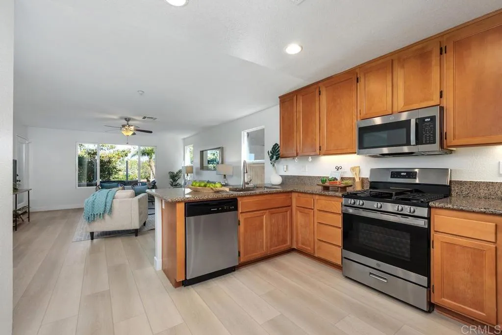 https://cdn.realtyfeed.com/cdn/127/306620655/e77e0d5178482d509f923b25929127b3.webp