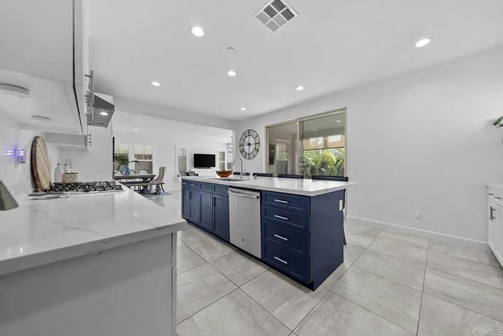 https://cdn.realtyfeed.com/cdn/127/306620657/e327916d595444b14e2902bc78d86477.webp