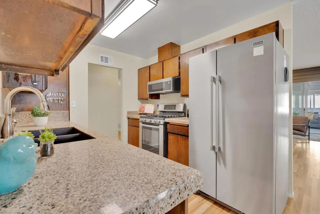https://cdn.realtyfeed.com/cdn/127/306620659/22240c5ac865578ce157cbd9da336a1f.webp