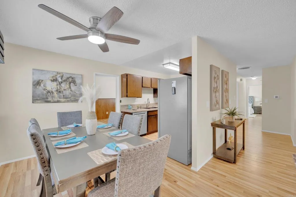 https://cdn.realtyfeed.com/cdn/127/306620659/99c32fc1d574cd8069f6005772ea5e51.webp