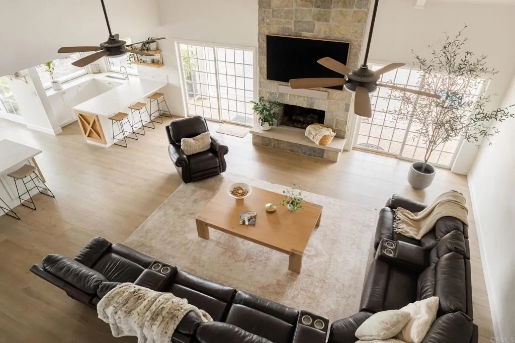 https://cdn.realtyfeed.com/cdn/127/306620667/8d8985670990f068afecbd007436820d.webp