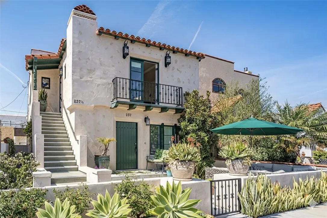 237 Covina, Long Beach, CA 90803 - Photo 2 of 30, Long Beach, CA