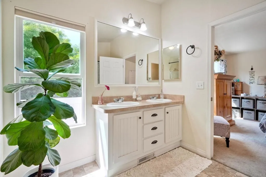 https://cdn.realtyfeed.com/cdn/127/306620692/15a36f417e0b3021633a1164ff7c4408.webp