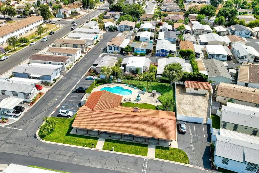 https://cdn.realtyfeed.com/cdn/127/306620692/b26aad27cc7613355263156422cc7ed8.webp