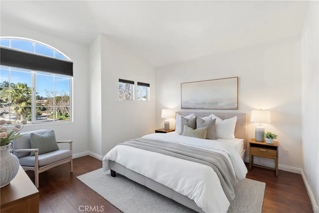 https://cdn.realtyfeed.com/cdn/127/306620720/238f414a6fd3d24837ed7c8e7e385aa2.webp