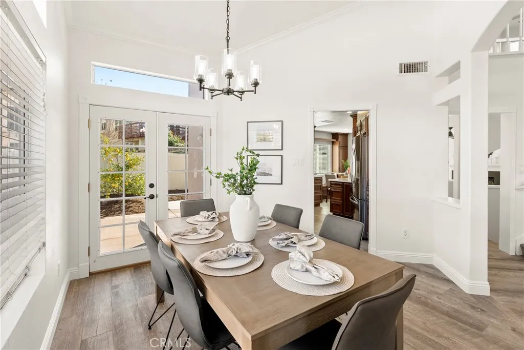 https://cdn.realtyfeed.com/cdn/127/306620720/fd09410bde24c157693452600e0116ea.webp