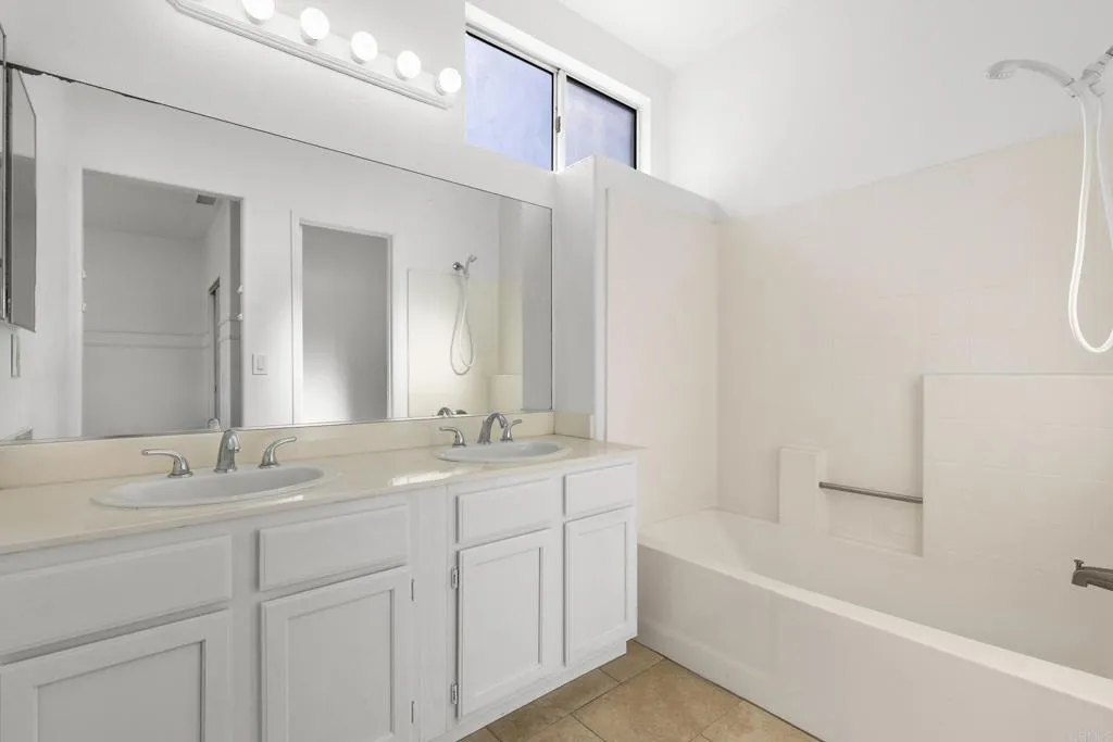 Photo #18: NDP2600479 Listing: Photo #18