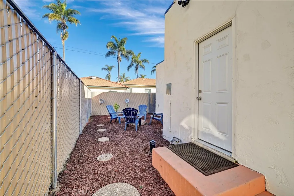 https://cdn.realtyfeed.com/cdn/127/306620754/2ef176a88f8ec18b5aabff53220545e0.webp