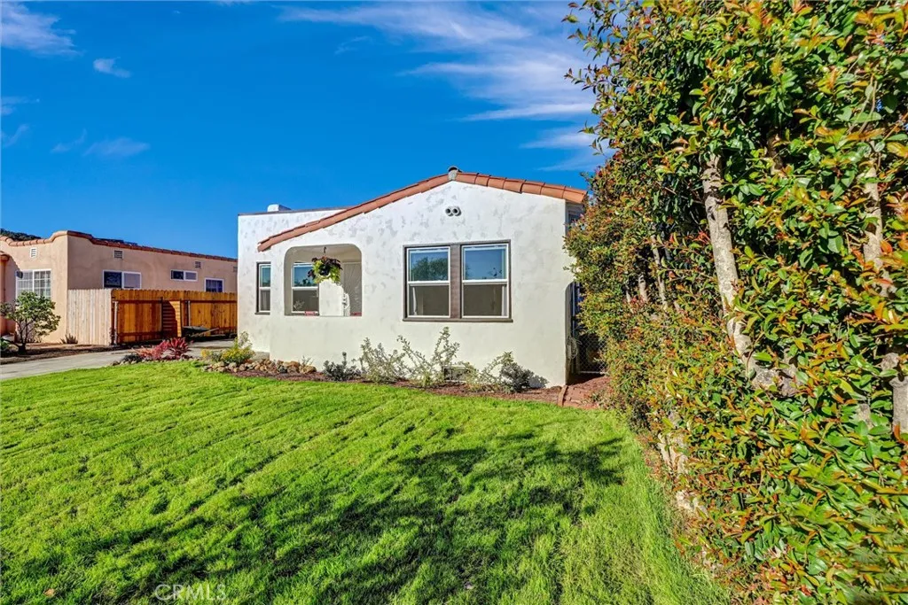 https://cdn.realtyfeed.com/cdn/127/306620754/811107ea870fa00247346eb524cc5c7b.webp