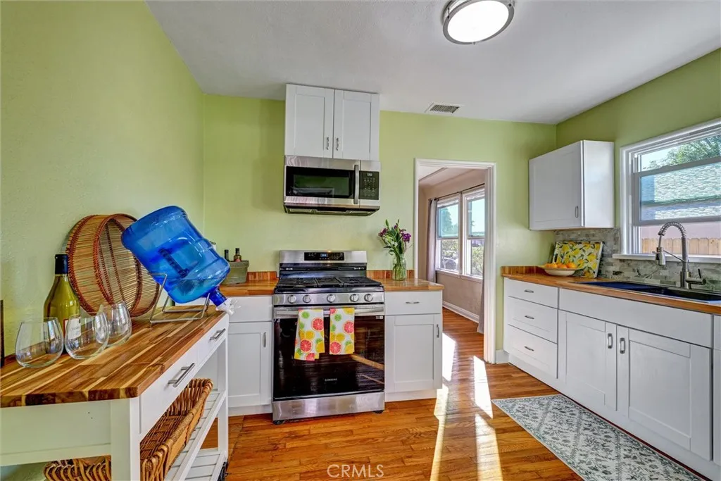 https://cdn.realtyfeed.com/cdn/127/306620754/8891bd9ac53ffe03b59e45b2e9765dfe.webp