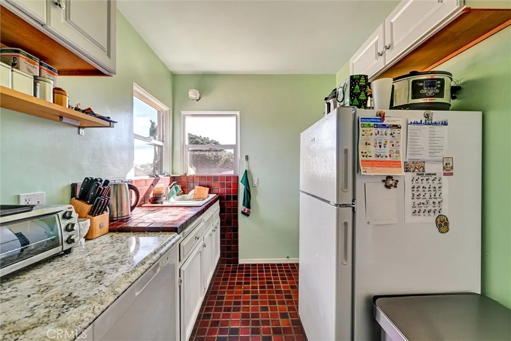 https://cdn.realtyfeed.com/cdn/127/306620754/dc13030087c75ec3df66bf92acd4e7c0.webp