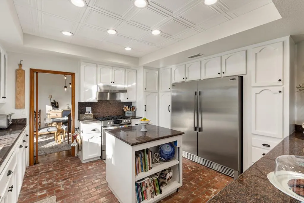 https://cdn.realtyfeed.com/cdn/127/306620755/9891470389e2cc099f994c72d2b289ef.webp