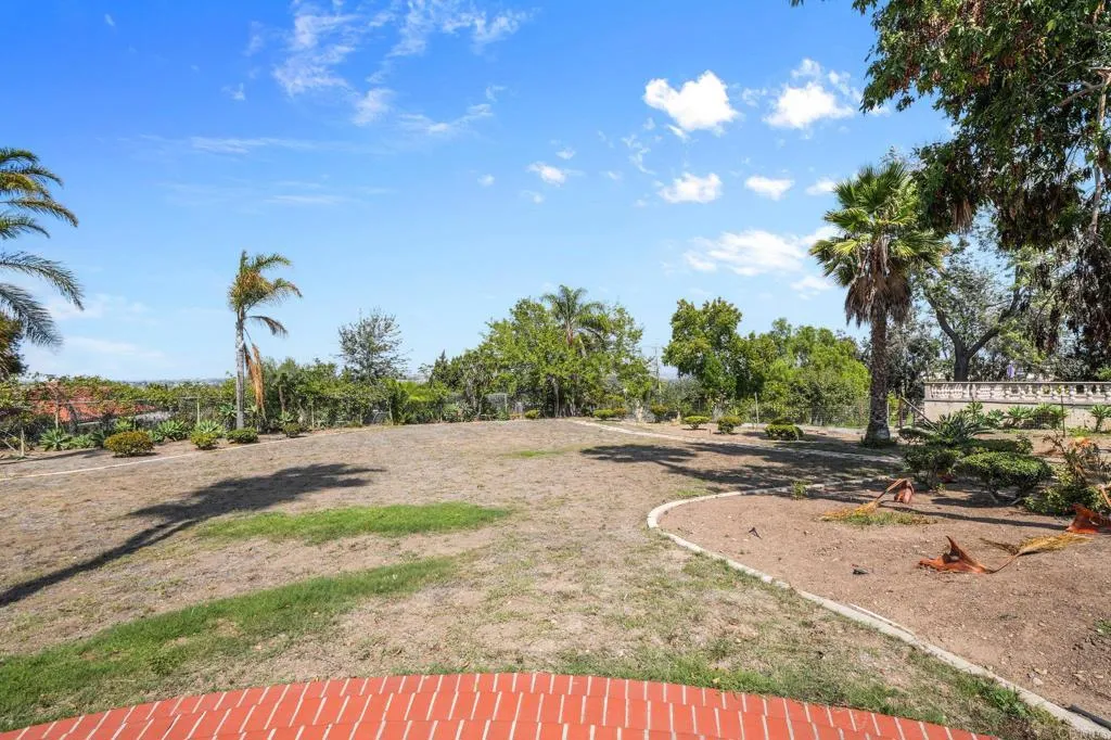 https://cdn.realtyfeed.com/cdn/127/306620760/010ceb162ed7c7025dde9f255778010d.webp
