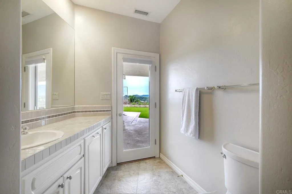 https://cdn.realtyfeed.com/cdn/127/306620770/b91f8af115f9d99866f8f160deb96257.webp