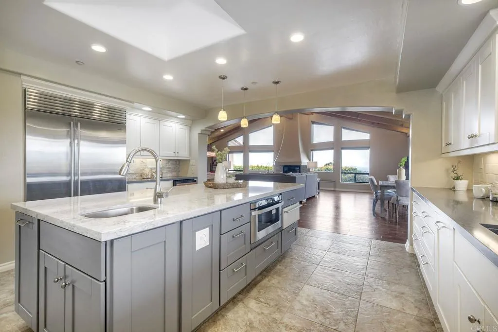 https://cdn.realtyfeed.com/cdn/127/306620770/c8dc8687c02f0878ad3a796130b47826.webp