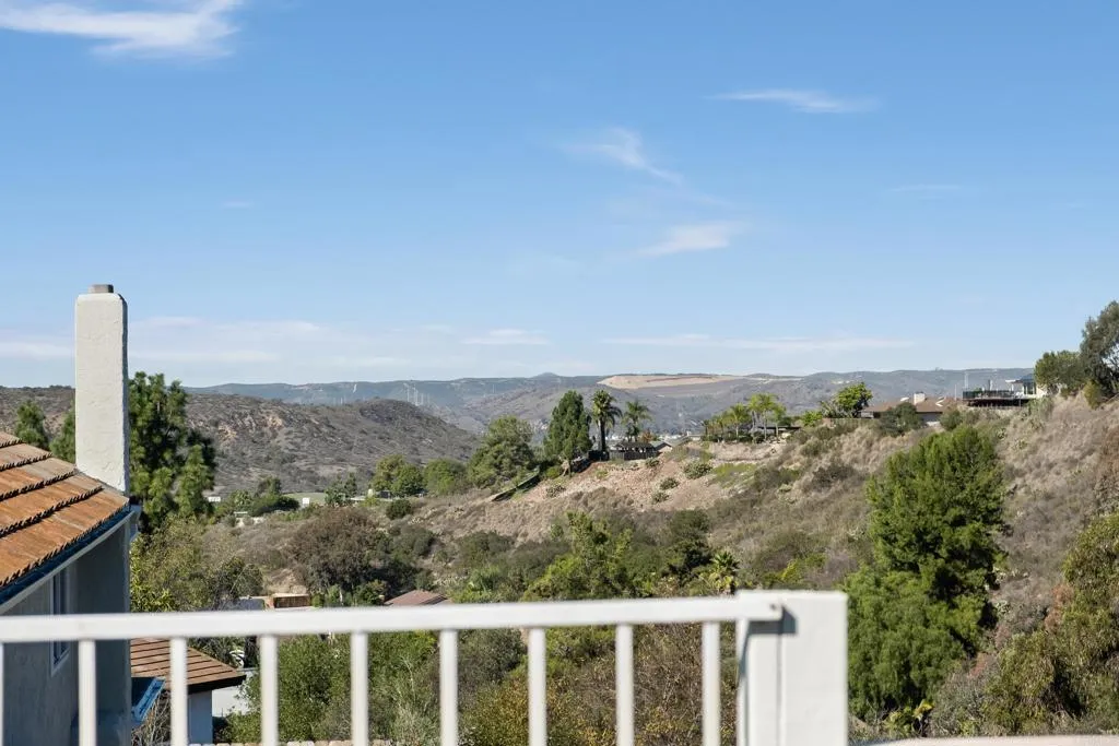 https://cdn.realtyfeed.com/cdn/127/306620781/0cf5a3455ac9f8756062c0b39571adce.webp