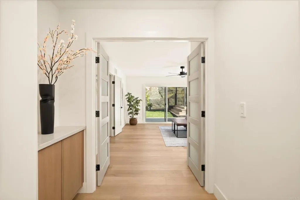 https://cdn.realtyfeed.com/cdn/127/306620781/cdd0c388ac94bec03b82a70648ff5603.webp