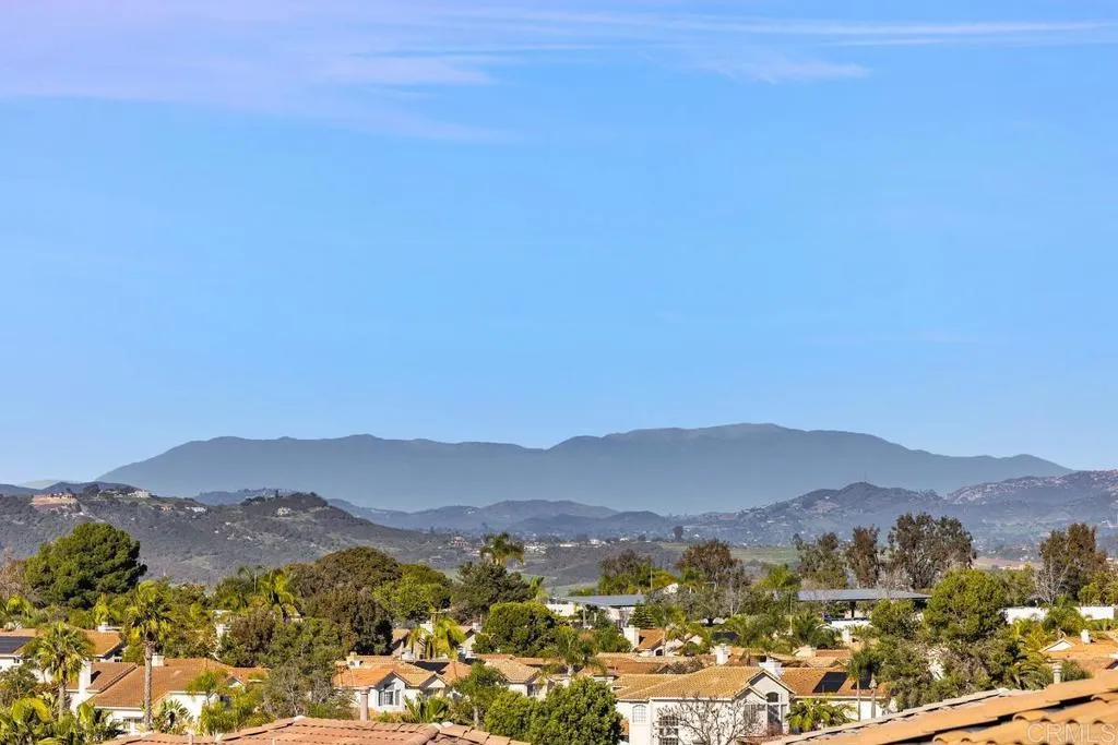 https://cdn.realtyfeed.com/cdn/127/306620789/994bdbb3937ab3e11f476d106c6f2e6c.webp