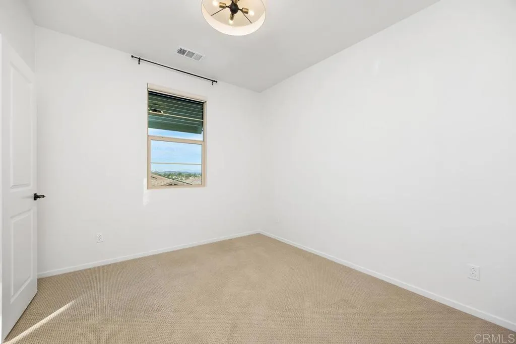 https://cdn.realtyfeed.com/cdn/127/306620789/9f57d01297fa3f8e528d04263c98904e.webp
