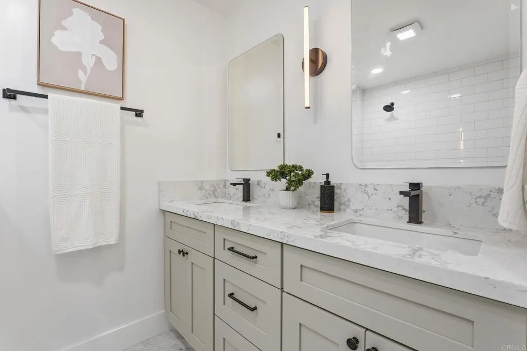 https://cdn.realtyfeed.com/cdn/127/306620843/067fd3a18b3446f00de9d140789871c9.webp
