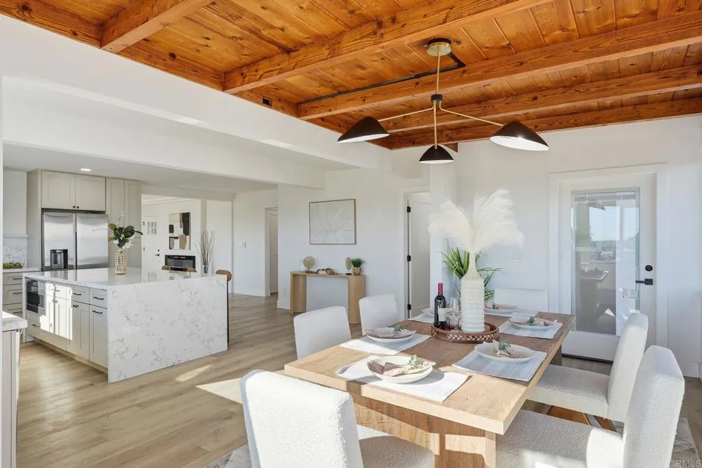 https://cdn.realtyfeed.com/cdn/127/306620843/f99c71aba66b63acc68190502412e5f8.webp