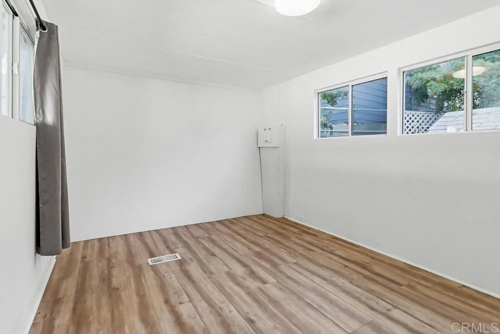 https://cdn.realtyfeed.com/cdn/127/306620888/997979a9074f200b595509d0d0c488f1.webp