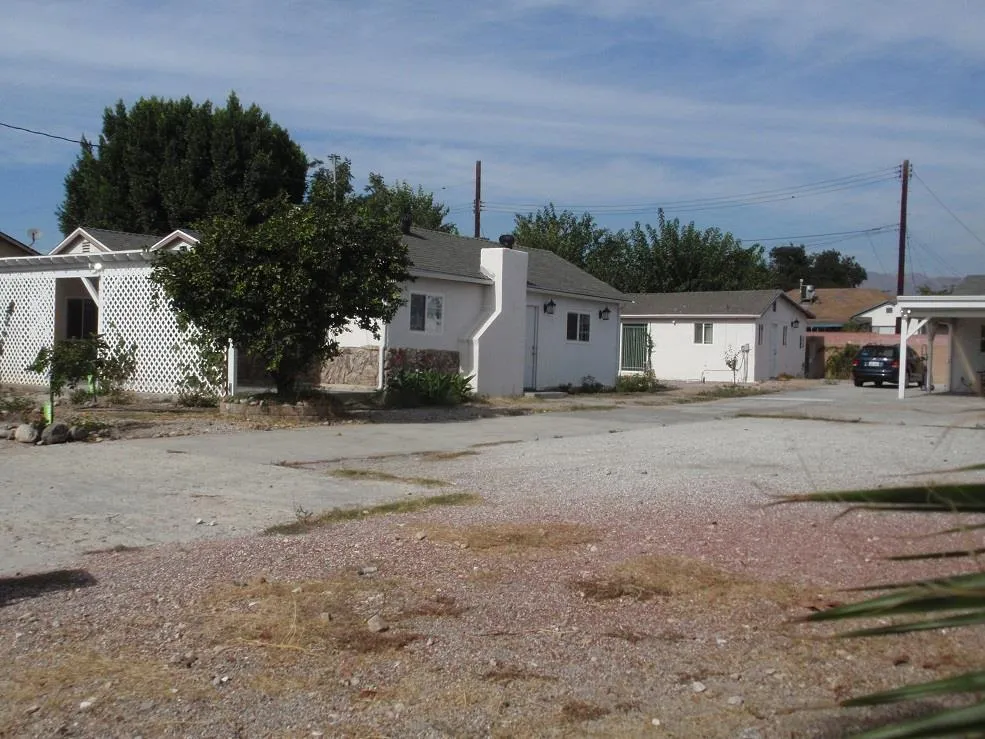 10756 N Haddon Avenue, Pacoima, CA 91331 - Photo 4 of 22, Pacoima, CA