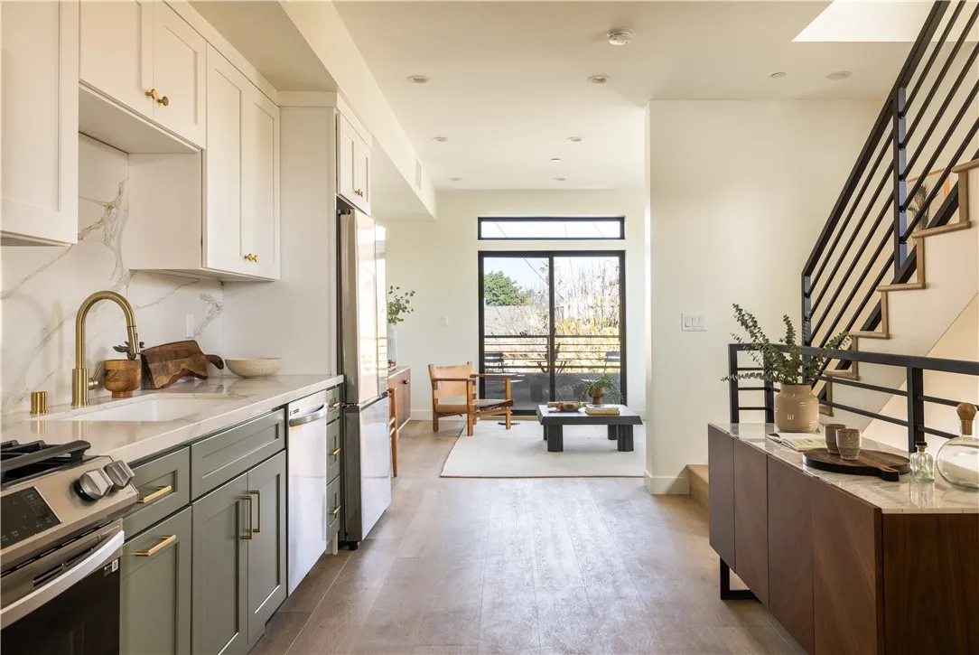 5443 Blackwelder, Los Angeles, CA 90016 - Photo 5 of 28, Los Angeles, CA