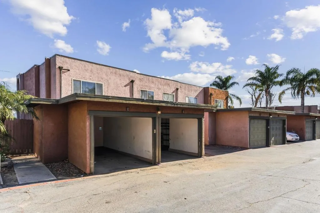 https://cdn.realtyfeed.com/cdn/127/306620918/44585b0c81ad6e4f1946cff5d9104d9f.webp