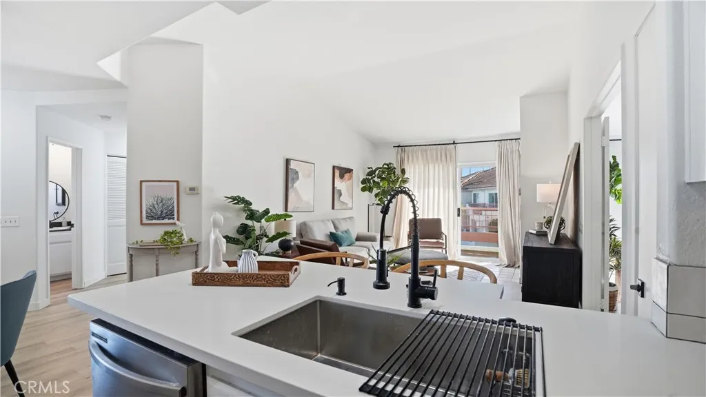 Photo #3: PW26008282 Listing: Photo #3