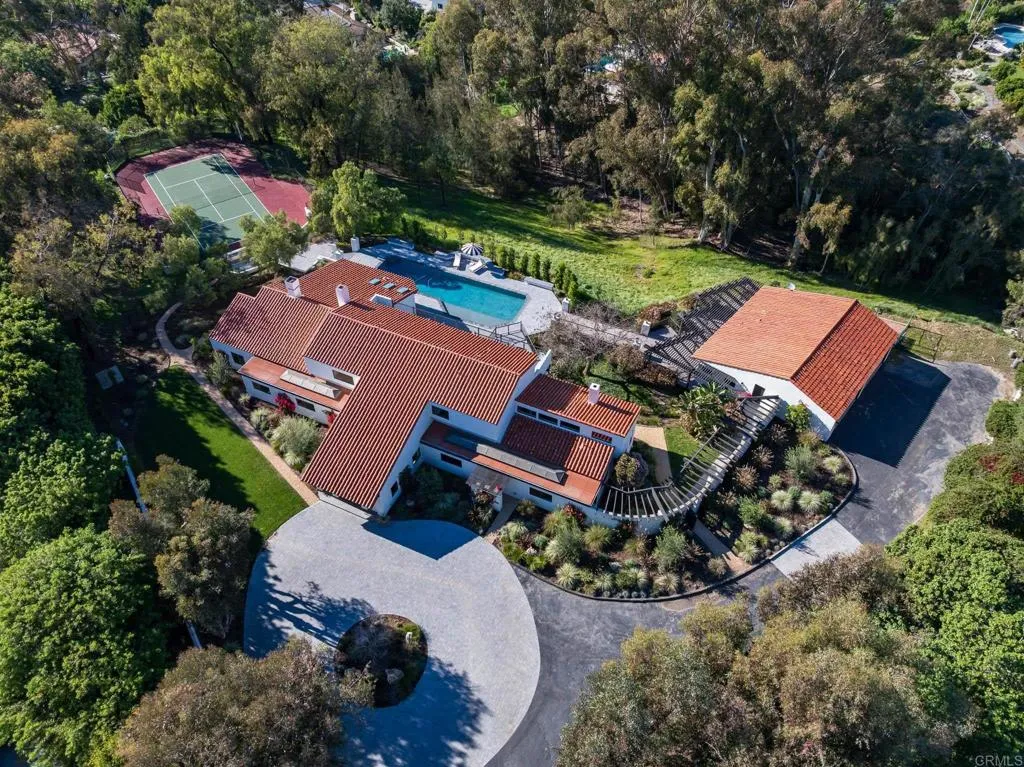 46 Woods Trail, Irvine, CA, 92603