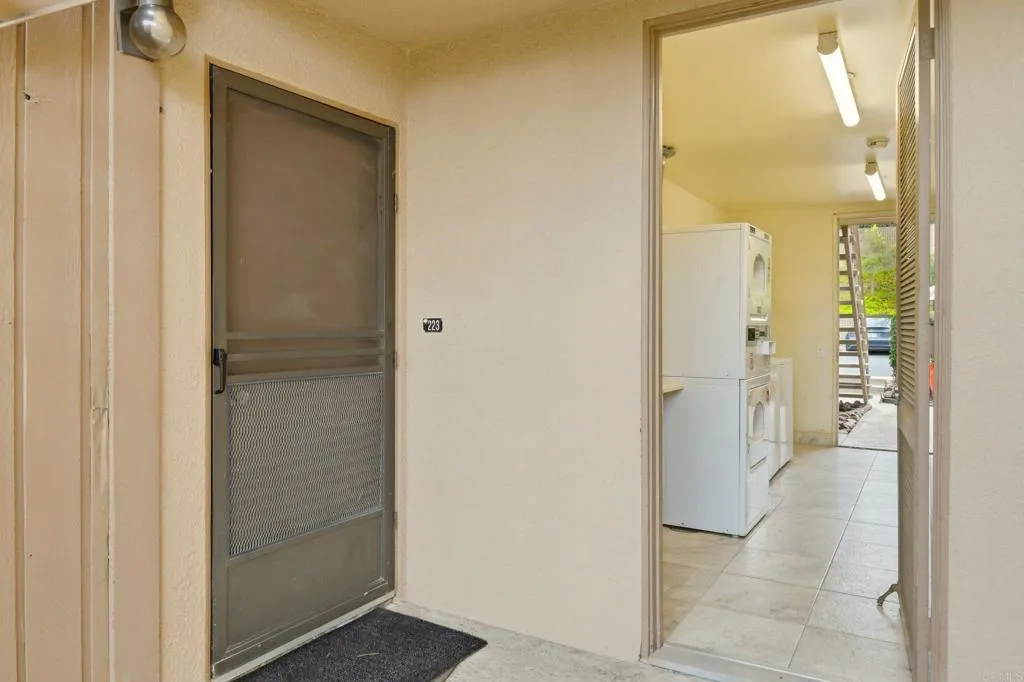 https://cdn.realtyfeed.com/cdn/127/306620989/08fdd05297a651439914ab384b965654.webp
