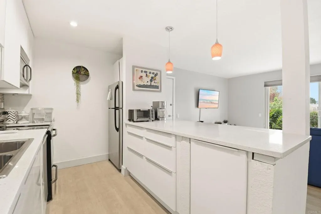 https://cdn.realtyfeed.com/cdn/127/306620989/899adf9b6c530dc5823d9495f0b15298.webp