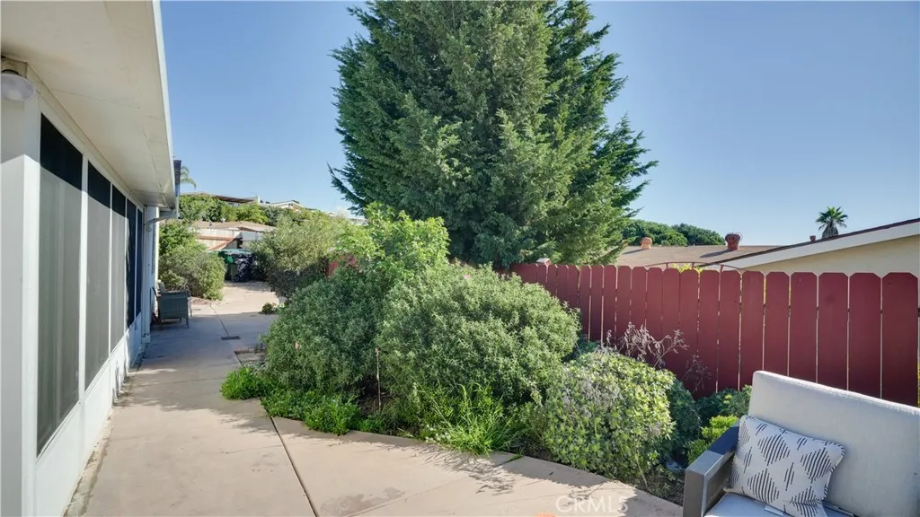 https://cdn.realtyfeed.com/cdn/127/306621001/0b6843c4e33661f797113927561d9c51.webp