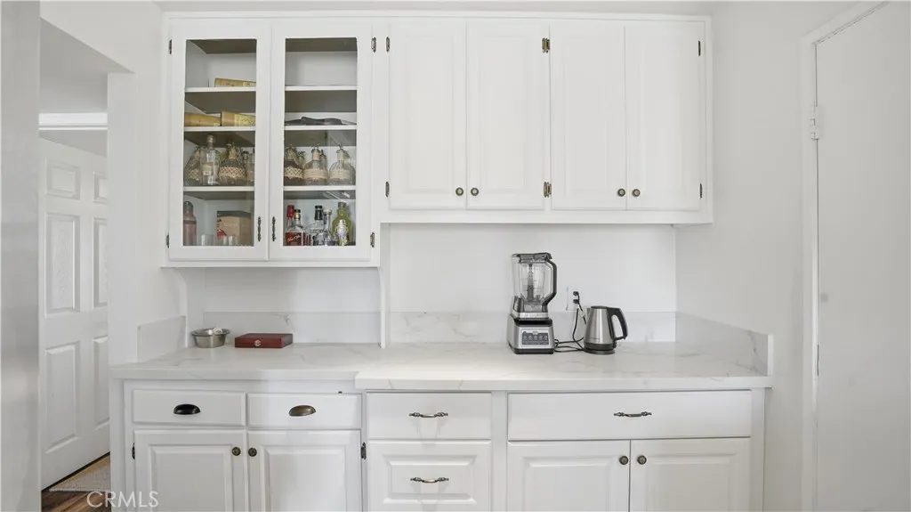 https://cdn.realtyfeed.com/cdn/127/306621001/632a5e87dc58f7bc9c6c0b37c18f86a8.webp