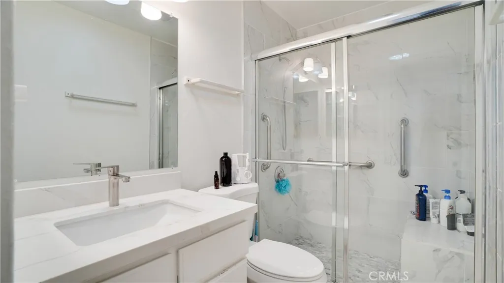 https://cdn.realtyfeed.com/cdn/127/306621001/c61aec77a82107ad83630fcc87cbd032.webp