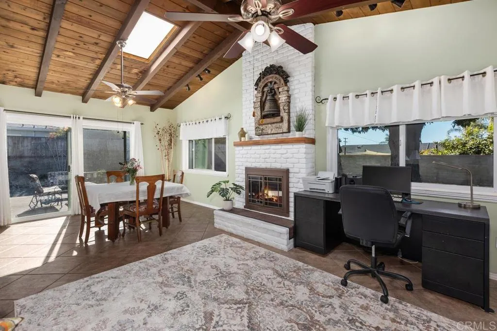 https://cdn.realtyfeed.com/cdn/127/306621004/376a825b5537a270b01e18dc50984968.webp