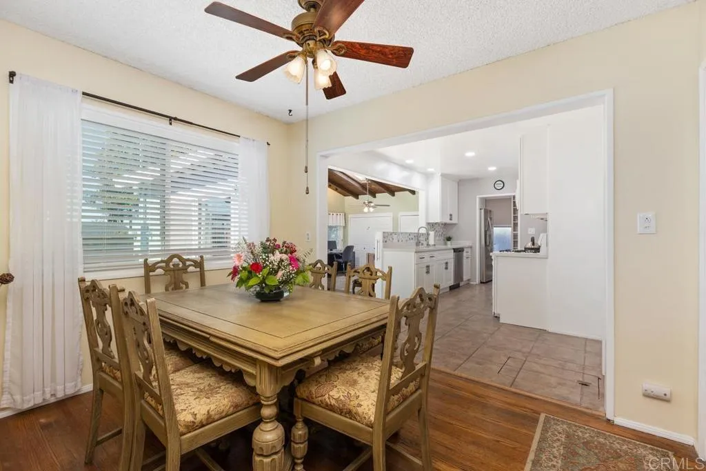 https://cdn.realtyfeed.com/cdn/127/306621004/99bf0ce06651aceb6e49831aec2b7b23.webp
