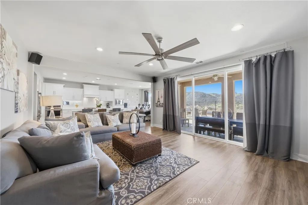 https://cdn.realtyfeed.com/cdn/127/306621017/8c7c854081dd80435d45202b76f195ab.webp