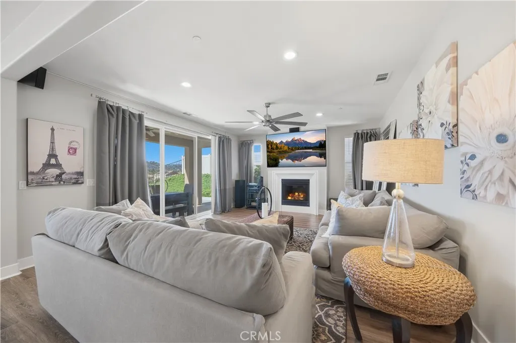 https://cdn.realtyfeed.com/cdn/127/306621017/c3fb92d0c8945119ae351cb6a4901dc5.webp