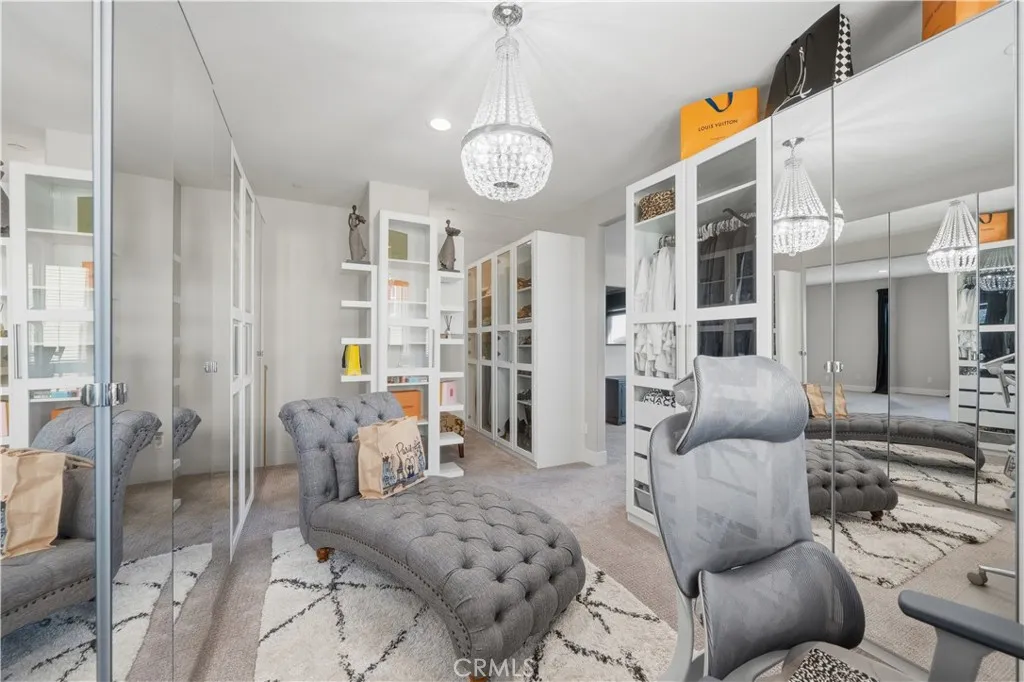 https://cdn.realtyfeed.com/cdn/127/306621017/ead0fae9b73a8b4525d32756aaac66db.webp
