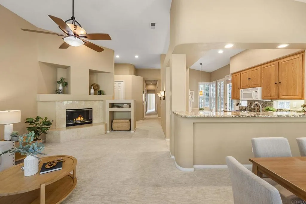 https://cdn.realtyfeed.com/cdn/127/306621062/7ee82318c7e3d79542ce44cdb8d8f333.webp