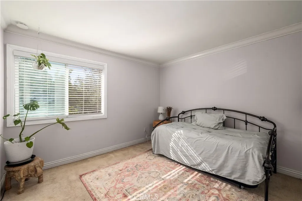 https://cdn.realtyfeed.com/cdn/127/306621067/a98fd96e01405e5639930da530e13e05.webp