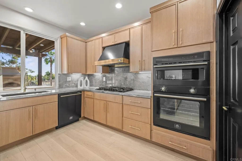 https://cdn.realtyfeed.com/cdn/127/306621088/31c77c451830df26b159f28dedcf74d4.webp