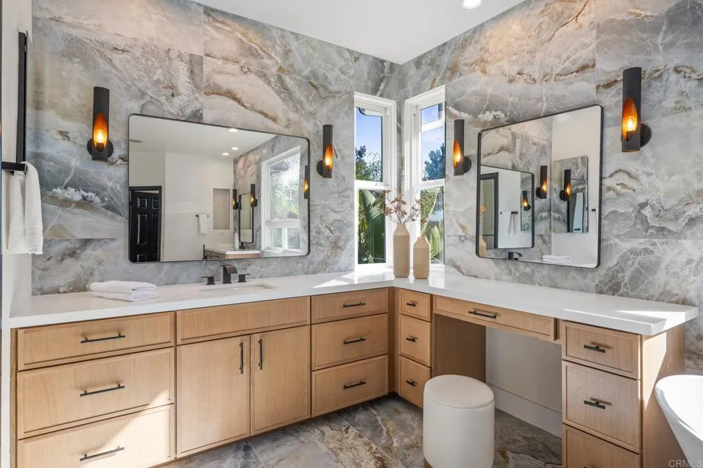 https://cdn.realtyfeed.com/cdn/127/306621088/3a231baf1c178052d32d182b00b44ea4.webp