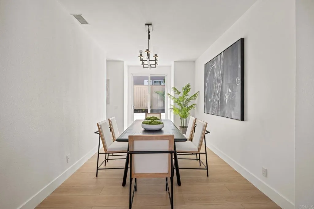 https://cdn.realtyfeed.com/cdn/127/306621088/3adaff71aa07ec8c15bd96e8db1b4f31.webp